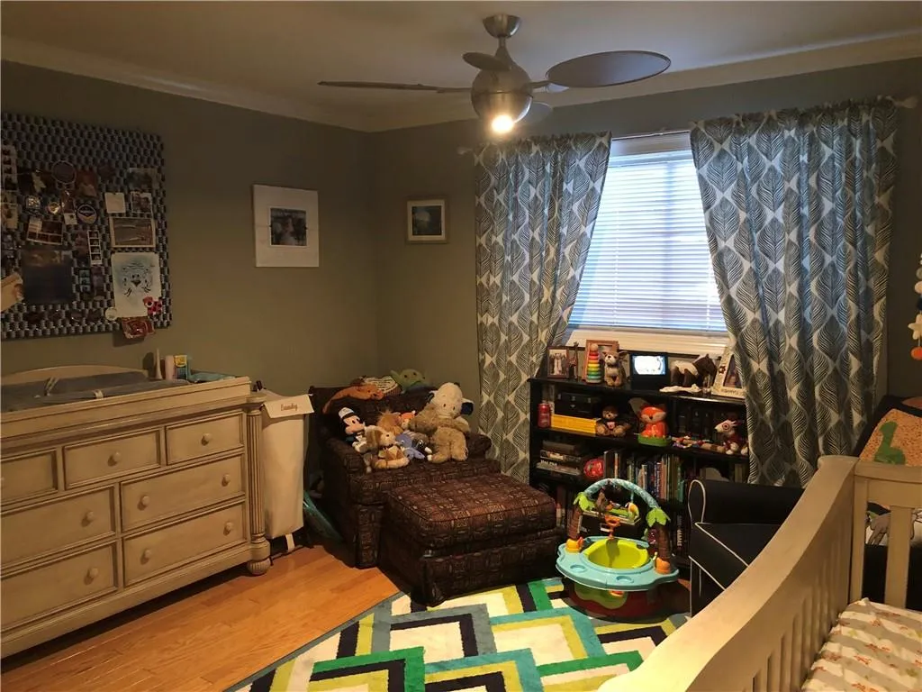 5400 Roswell Road Unit D4, Atlanta, Georgia 30342, 3 Bedrooms Bedrooms, ,2 BathroomsBathrooms,Residential,Sold,5400 Roswell Road Unit D4,6733697