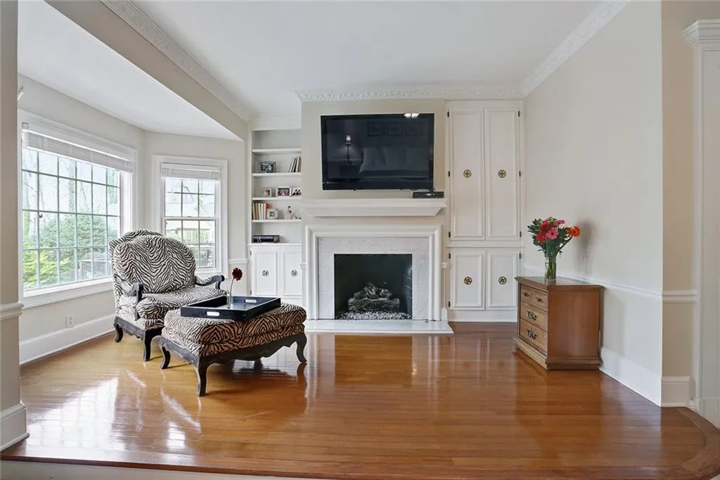 565 River Chase Point, Sandy Springs, Georgia 30328, 7 Bedrooms Bedrooms, ,7 BathroomsBathrooms,Residential,Sold,565 River Chase Point,5764841