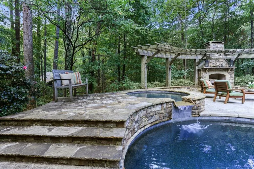 565 River Chase Point, Sandy Springs, Georgia 30328, 7 Bedrooms Bedrooms, ,7 BathroomsBathrooms,Residential,Sold,565 River Chase Point,5764841
