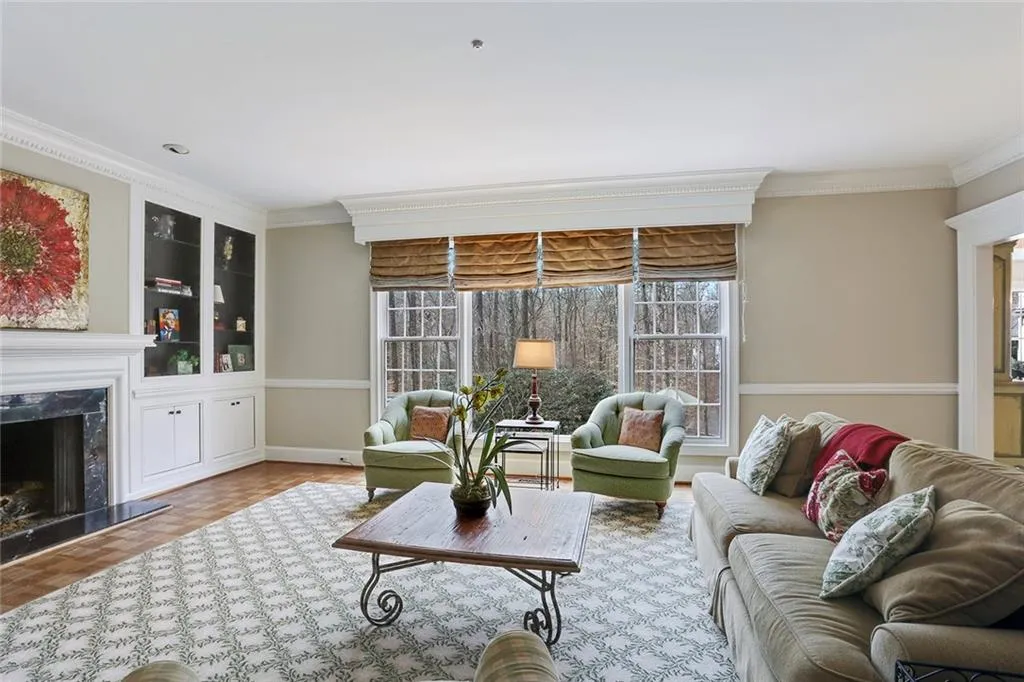 565 River Chase Point, Sandy Springs, Georgia 30328, 7 Bedrooms Bedrooms, ,7 BathroomsBathrooms,Residential,Sold,565 River Chase Point,5764841