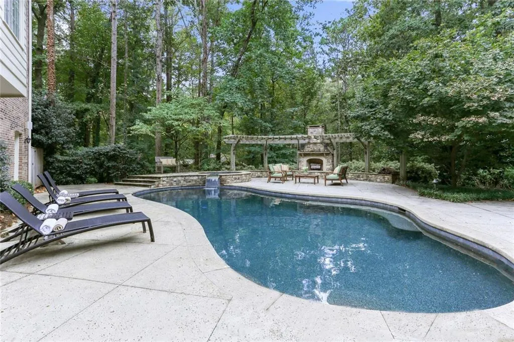 565 River Chase Point, Sandy Springs, Georgia 30328, 7 Bedrooms Bedrooms, ,7 BathroomsBathrooms,Residential,Sold,565 River Chase Point,5764841