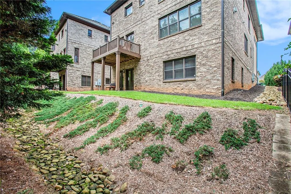 613 Esfun Trace, Atlanta, Georgia 30328, 4 Bedrooms Bedrooms, ,4 BathroomsBathrooms,Residential,Sold,613 Esfun Trace,7400149