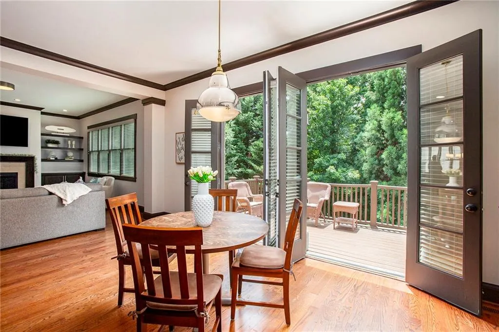 613 Esfun Trace, Atlanta, Georgia 30328, 4 Bedrooms Bedrooms, ,4 BathroomsBathrooms,Residential,Sold,613 Esfun Trace,7400149