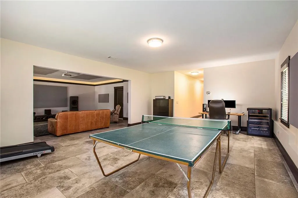 613 Esfun Trace, Atlanta, Georgia 30328, 4 Bedrooms Bedrooms, ,4 BathroomsBathrooms,Residential,Sold,613 Esfun Trace,7400149