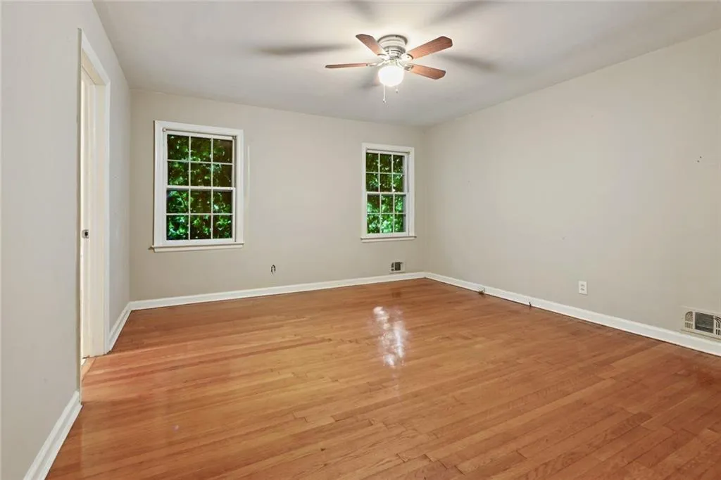 5325 Peachtree Dunwoody Road, Sandy Springs, Georgia 30342, 4 Bedrooms Bedrooms, ,3 BathroomsBathrooms,Residential,Sold,5325 Peachtree Dunwoody Road,6898928