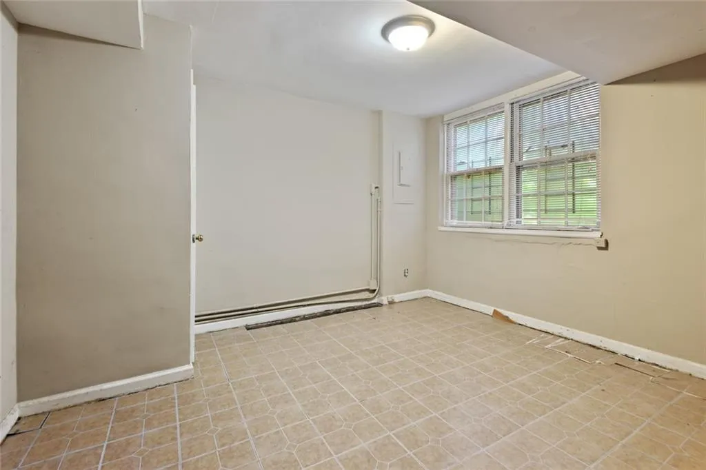 5325 Peachtree Dunwoody Road, Sandy Springs, Georgia 30342, 4 Bedrooms Bedrooms, ,3 BathroomsBathrooms,Residential,Sold,5325 Peachtree Dunwoody Road,6898928