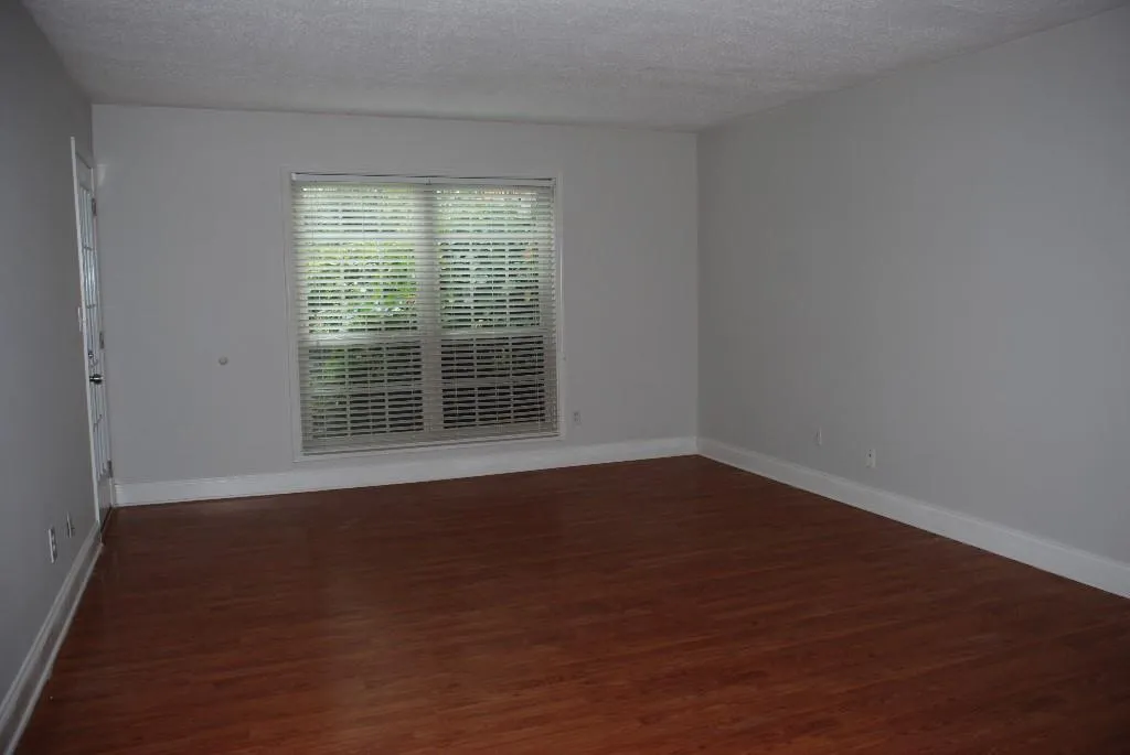 6851 Roswell Road Unit K16, Atlanta, Georgia 30328, 3 Bedrooms Bedrooms, ,2 BathroomsBathrooms,Residential,Sold,6851 Roswell Road Unit K16,5584150