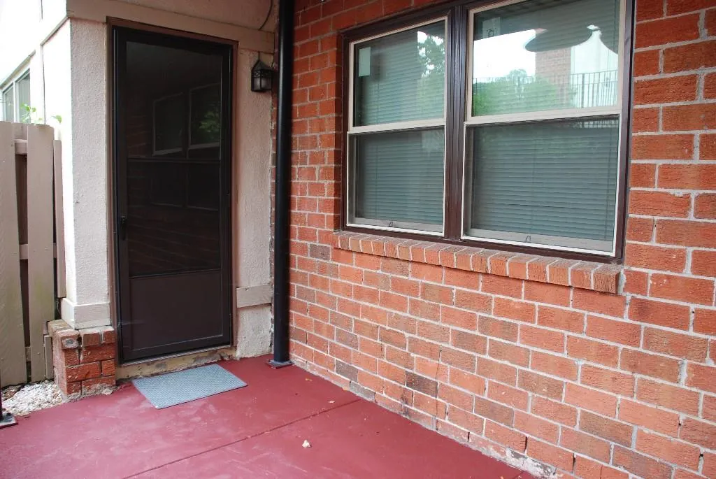 6851 Roswell Road Unit K16, Atlanta, Georgia 30328, 3 Bedrooms Bedrooms, ,2 BathroomsBathrooms,Residential,Sold,6851 Roswell Road Unit K16,5584150