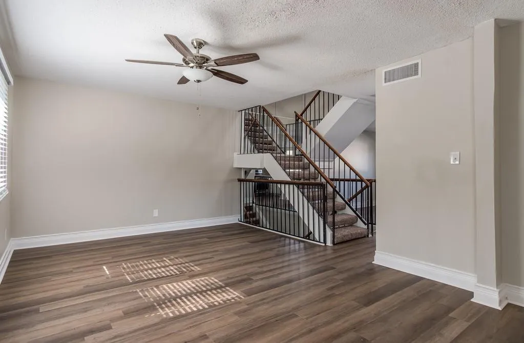 7354 Cardigan Circle, Sandy Springs, Georgia 30328, 3 Bedrooms Bedrooms, ,3 BathroomsBathrooms,Residential,Sold,7354 Cardigan Circle,6685064