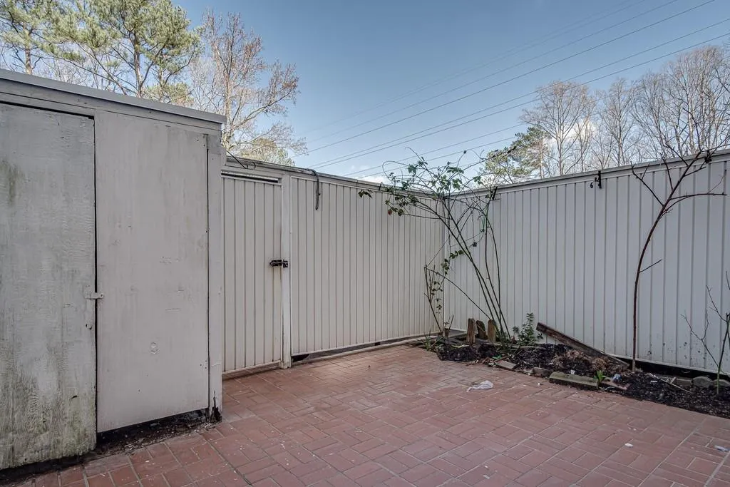 7354 Cardigan Circle, Sandy Springs, Georgia 30328, 3 Bedrooms Bedrooms, ,3 BathroomsBathrooms,Residential,Sold,7354 Cardigan Circle,6685064