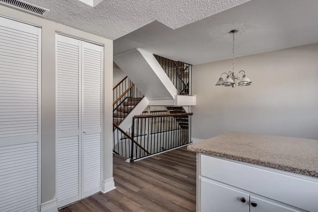 7354 Cardigan Circle, Sandy Springs, Georgia 30328, 3 Bedrooms Bedrooms, ,3 BathroomsBathrooms,Residential,Sold,7354 Cardigan Circle,6685064