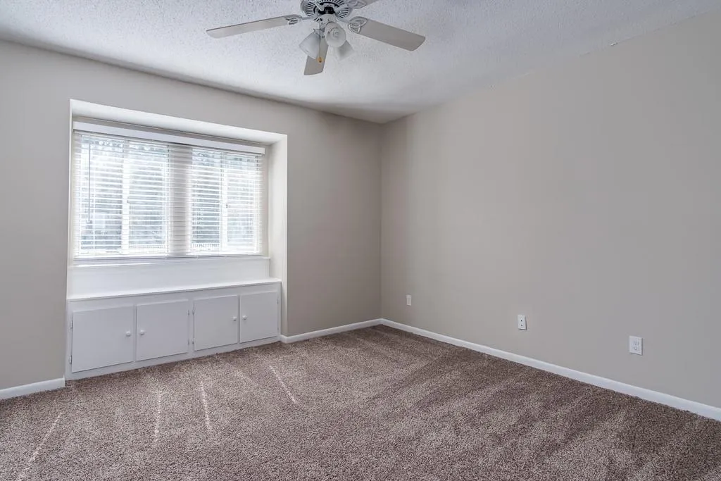 7354 Cardigan Circle, Sandy Springs, Georgia 30328, 3 Bedrooms Bedrooms, ,3 BathroomsBathrooms,Residential,Sold,7354 Cardigan Circle,6685064