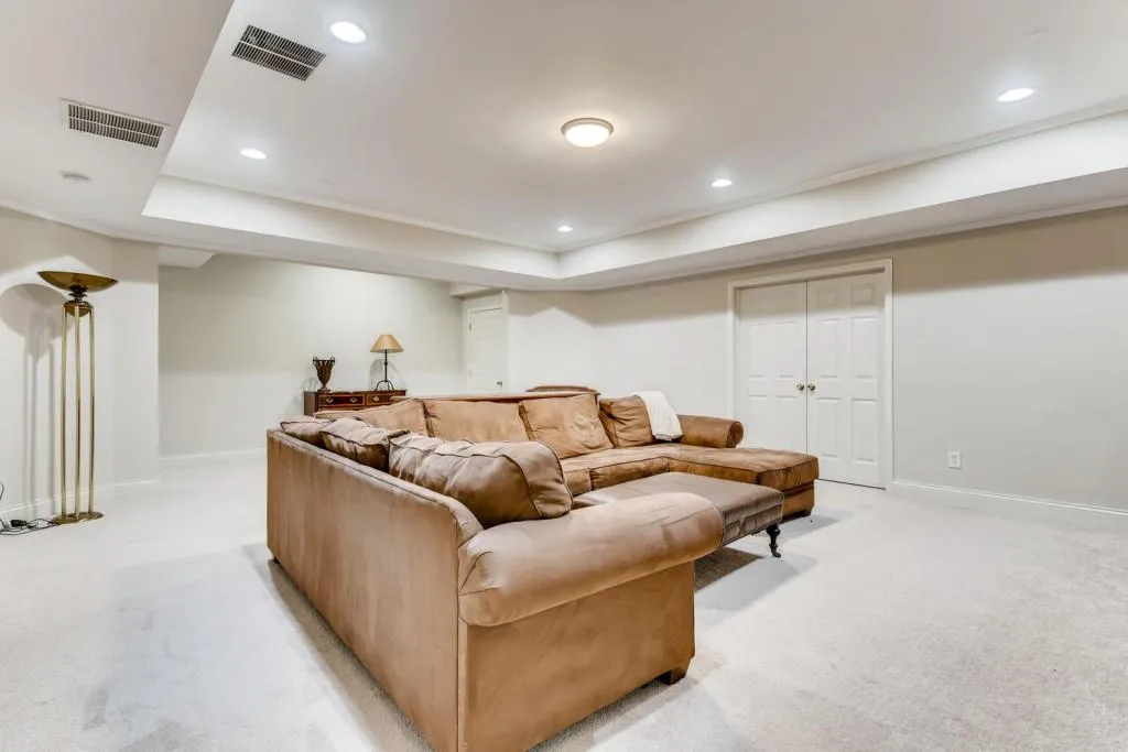 330 Wynland Trace, Sandy Springs, Georgia 30350, 5 Bedrooms Bedrooms, ,6 BathroomsBathrooms,Residential,Sold,330 Wynland Trace,6733719