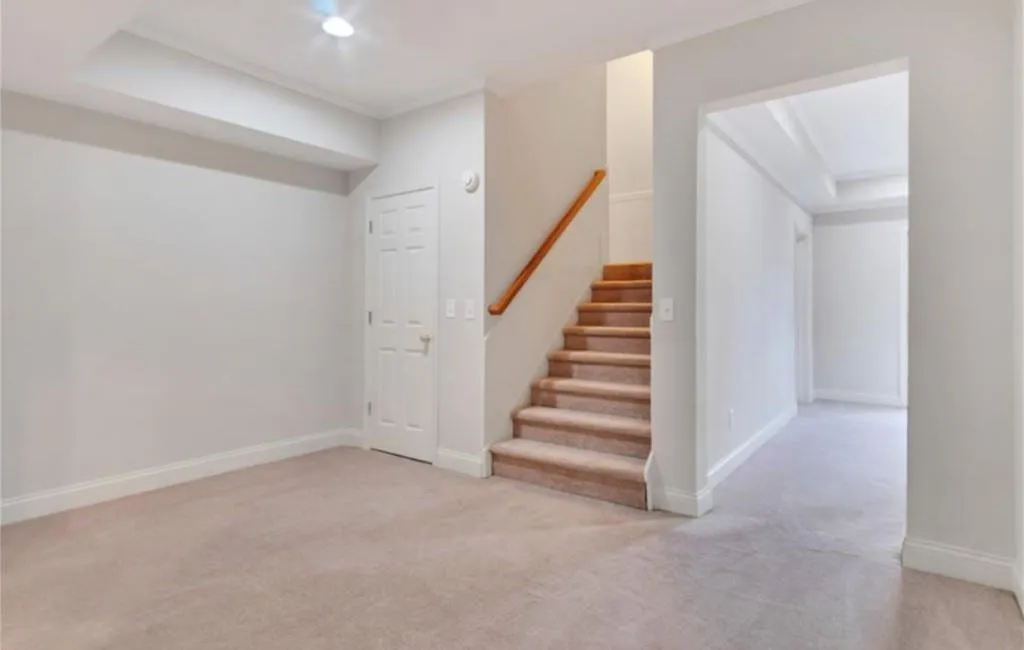 330 Wynland Trace, Sandy Springs, Georgia 30350, 5 Bedrooms Bedrooms, ,6 BathroomsBathrooms,Residential,Sold,330 Wynland Trace,6733719