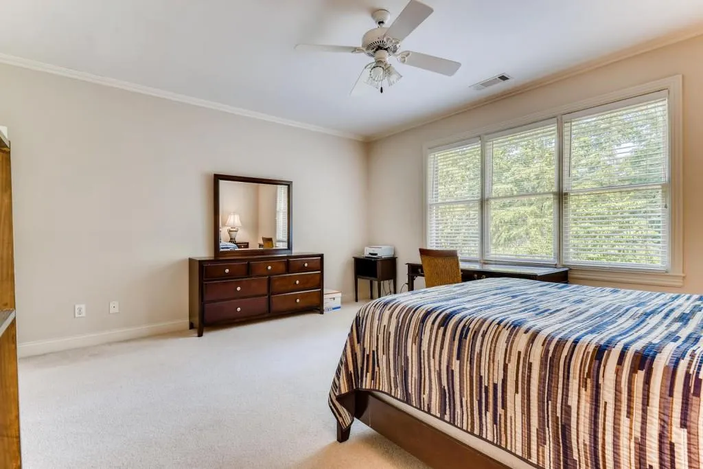 330 Wynland Trace, Sandy Springs, Georgia 30350, 5 Bedrooms Bedrooms, ,6 BathroomsBathrooms,Residential,Sold,330 Wynland Trace,6733719