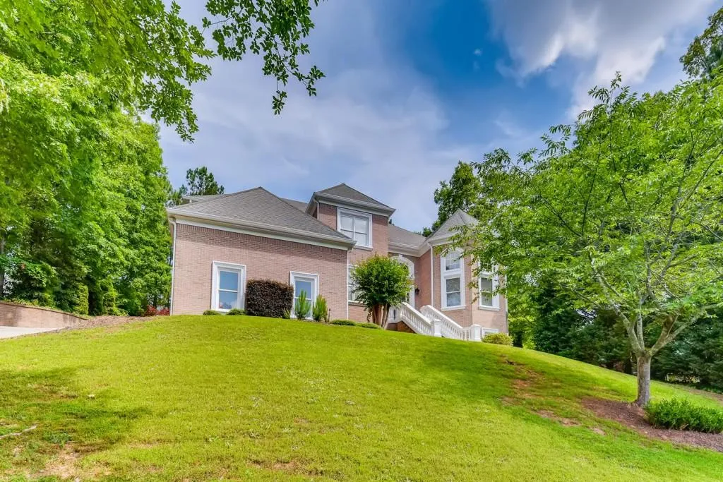 330 Wynland Trace, Sandy Springs, Georgia 30350, 5 Bedrooms Bedrooms, ,6 BathroomsBathrooms,Residential,Sold,330 Wynland Trace,6733719