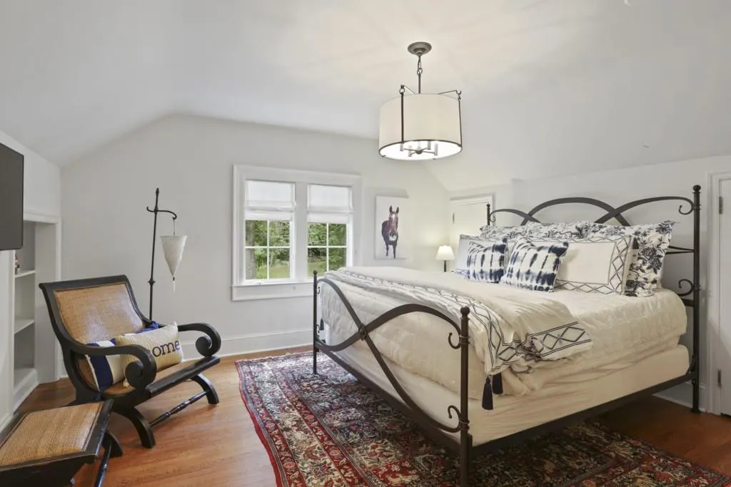 5200 Long Island Drive, Atlanta, Georgia 30327, 5 Bedrooms Bedrooms, ,4 BathroomsBathrooms,Residential,Sold,5200 Long Island Drive,6630205
