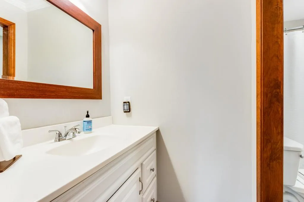 8271 Ison Road, Sandy Springs, Georgia 30350, 3 Bedrooms Bedrooms, ,3 BathroomsBathrooms,Residential,Sold,8271 Ison Road,7179688