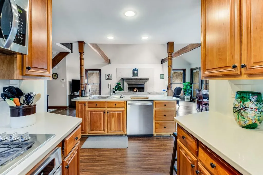 8271 Ison Road, Sandy Springs, Georgia 30350, 3 Bedrooms Bedrooms, ,3 BathroomsBathrooms,Residential,Sold,8271 Ison Road,7179688