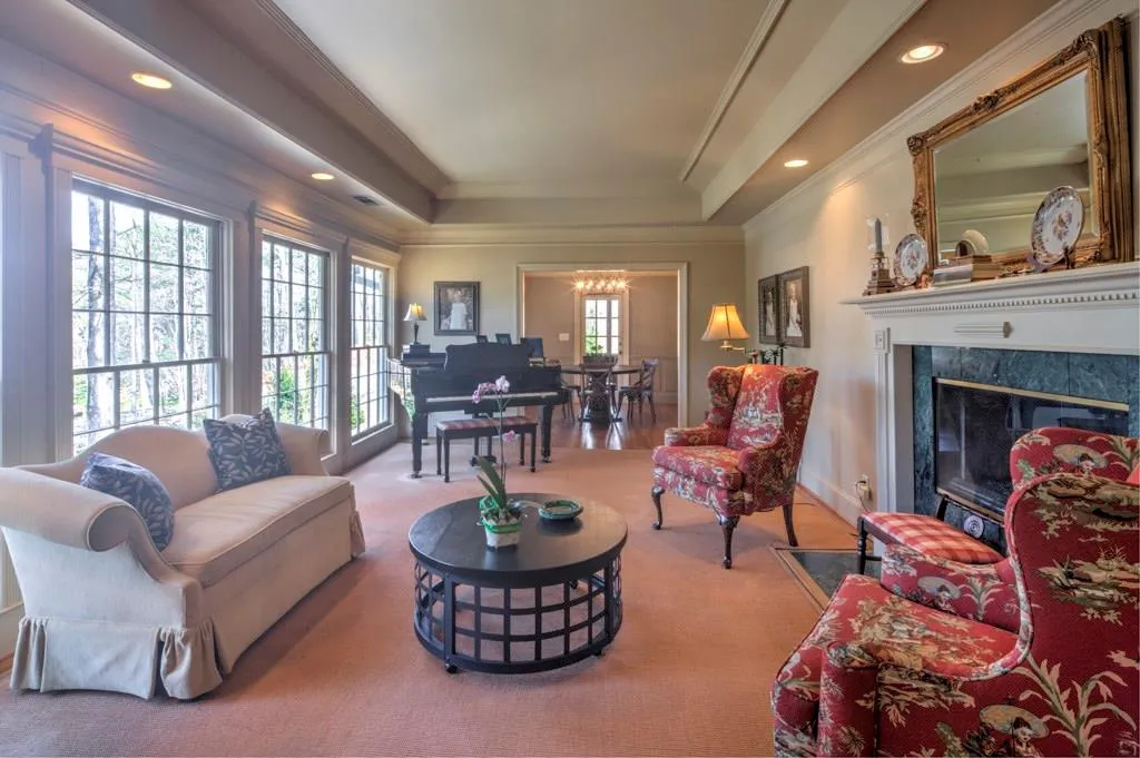 77 Putnam Circle Ne, Atlanta, Georgia 30342, 4 Bedrooms Bedrooms, ,3 BathroomsBathrooms,Residential,Sold,77 Putnam Circle Ne,5821815