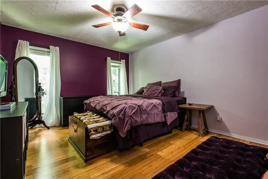 5147 Roswell Road Unit 5, Atlanta, Georgia 30342, 2 Bedrooms Bedrooms, ,1 BathroomBathrooms,Residential,Sold,5147 Roswell Road Unit 5,5873791