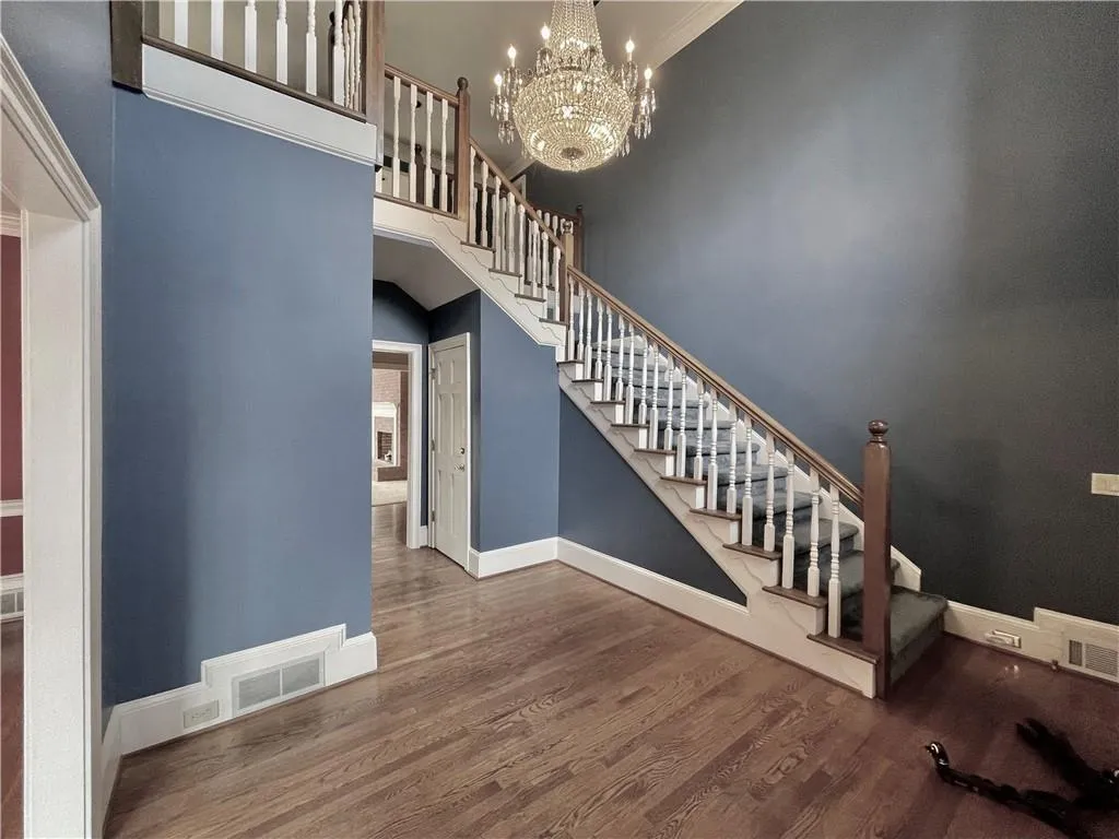 1835 Brandon Hall Drive, Sandy Springs, Georgia 30350, 6 Bedrooms Bedrooms, ,4 BathroomsBathrooms,Residential,Sold,1835 Brandon Hall Drive,7365212
