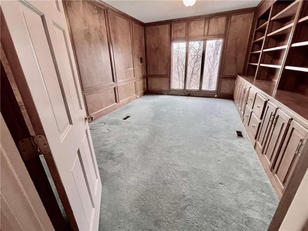 1835 Brandon Hall Drive, Sandy Springs, Georgia 30350, 6 Bedrooms Bedrooms, ,4 BathroomsBathrooms,Residential,Sold,1835 Brandon Hall Drive,7365212