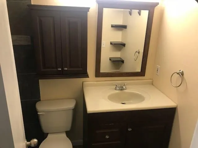 6900 Roswell Road Unit B6, Atlanta, Georgia 30328, 2 Bedrooms Bedrooms, ,2 BathroomsBathrooms,Residential,Sold,6900 Roswell Road Unit B6,6042688