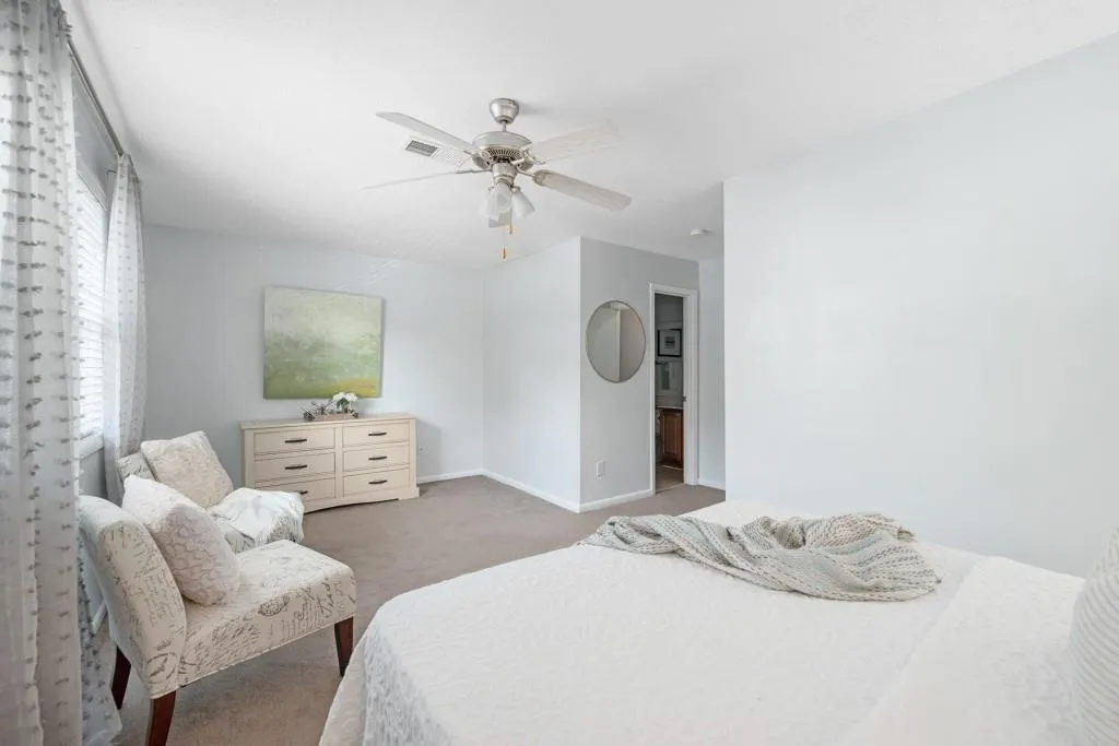 6900 Roswell Road Unit A-1, Atlanta, Georgia 30328, 2 Bedrooms Bedrooms, ,2 BathroomsBathrooms,Residential,Sold,6900 Roswell Road Unit A-1,7469125