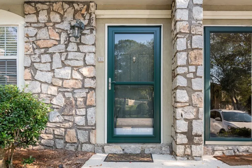 6900 Roswell Road Unit A-1, Atlanta, Georgia 30328, 2 Bedrooms Bedrooms, ,2 BathroomsBathrooms,Residential,Sold,6900 Roswell Road Unit A-1,7469125