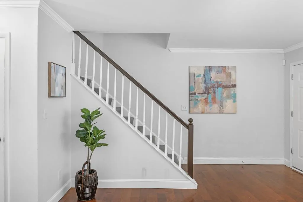 6900 Roswell Road Unit A-1, Atlanta, Georgia 30328, 2 Bedrooms Bedrooms, ,2 BathroomsBathrooms,Residential,Sold,6900 Roswell Road Unit A-1,7469125