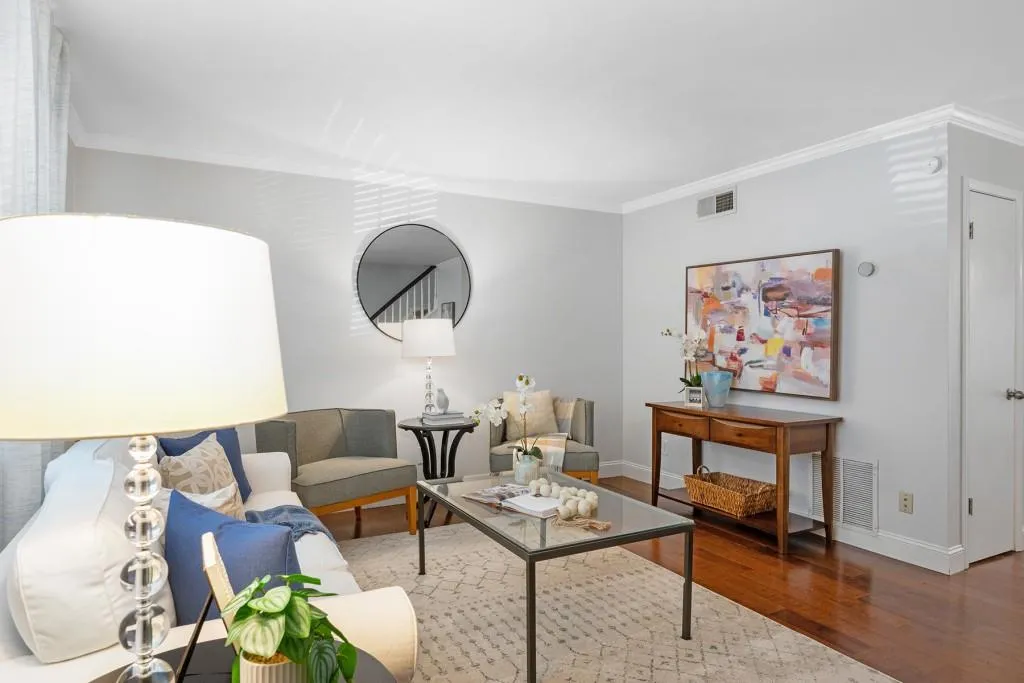 6900 Roswell Road Unit A-1, Atlanta, Georgia 30328, 2 Bedrooms Bedrooms, ,2 BathroomsBathrooms,Residential,Sold,6900 Roswell Road Unit A-1,7469125