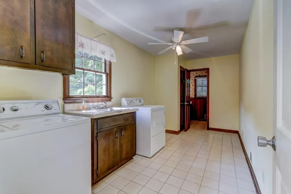 Georgia 30350, ,4 BathroomsBathrooms,Residential,Sold,6020927