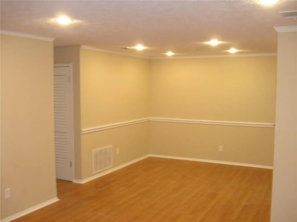 710 Vicksburg Place, Atlanta, Georgia 30350, 3 Bedrooms Bedrooms, ,2 BathroomsBathrooms,Residential,Sold,710 Vicksburg Place,5604639