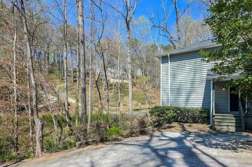 7127 Riverside Drive, Atlanta, Georgia 30328, 5 Bedrooms Bedrooms, ,3 BathroomsBathrooms,Residential,For Sale,7127 Riverside Drive,7714704