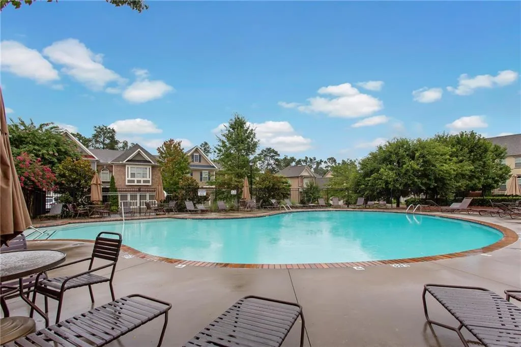 7285 Highland Bluff, Atlanta, Georgia 30328, 3 Bedrooms Bedrooms, ,3 BathroomsBathrooms,Residential,Sold,7285 Highland Bluff,6054180