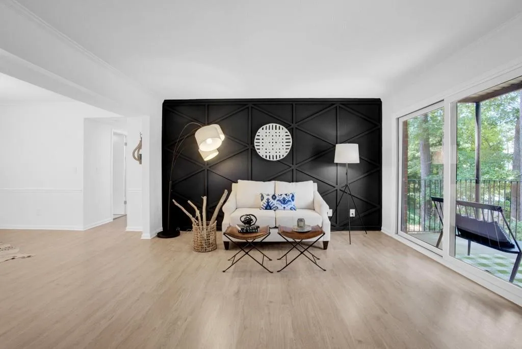 6851 Roswell Road Unit H-31, Sandy Springs, Georgia 30328, 2 Bedrooms Bedrooms, ,2 BathroomsBathrooms,Residential,Sold,6851 Roswell Road Unit H-31,7084211