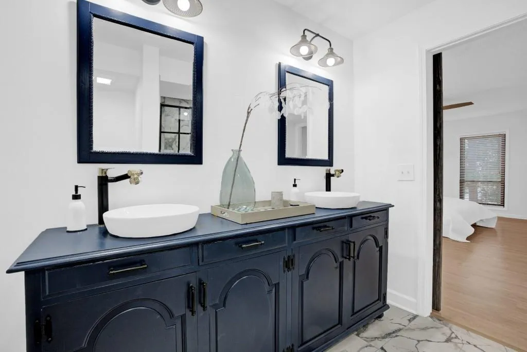 6851 Roswell Road Unit H-31, Sandy Springs, Georgia 30328, 2 Bedrooms Bedrooms, ,2 BathroomsBathrooms,Residential,Sold,6851 Roswell Road Unit H-31,7084211