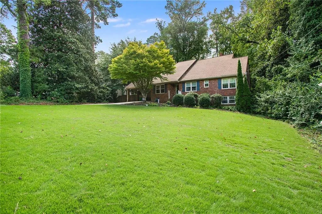 232 Underwood Drive, Sandy Springs, Georgia 30328, 4 Bedrooms Bedrooms, ,3 BathroomsBathrooms,Residential,Sold,232 Underwood Drive,7267501