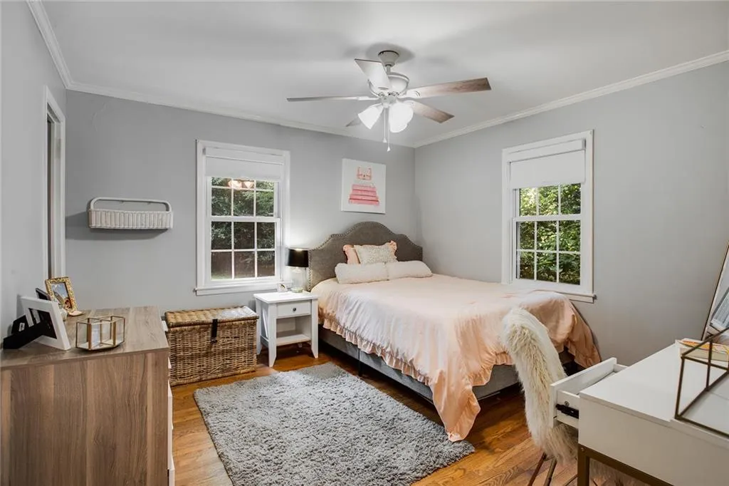 232 Underwood Drive, Sandy Springs, Georgia 30328, 4 Bedrooms Bedrooms, ,3 BathroomsBathrooms,Residential,Sold,232 Underwood Drive,7267501