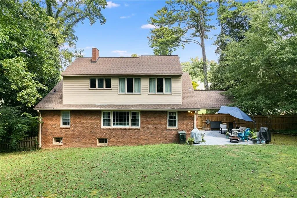 232 Underwood Drive, Sandy Springs, Georgia 30328, 4 Bedrooms Bedrooms, ,3 BathroomsBathrooms,Residential,Sold,232 Underwood Drive,7267501