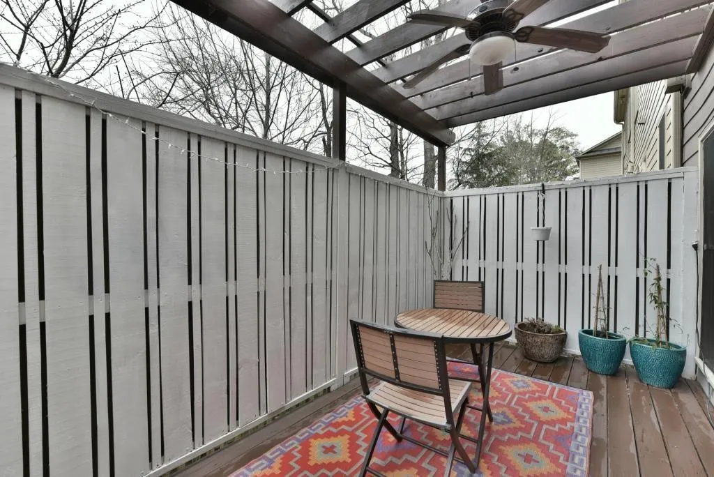218 Meeting Lane, Atlanta, Georgia 30342, 4 Bedrooms Bedrooms, ,3 BathroomsBathrooms,Residential,Sold,218 Meeting Lane,5819227