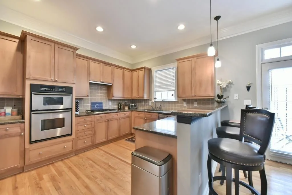 218 Meeting Lane, Atlanta, Georgia 30342, 4 Bedrooms Bedrooms, ,3 BathroomsBathrooms,Residential,Sold,218 Meeting Lane,5819227