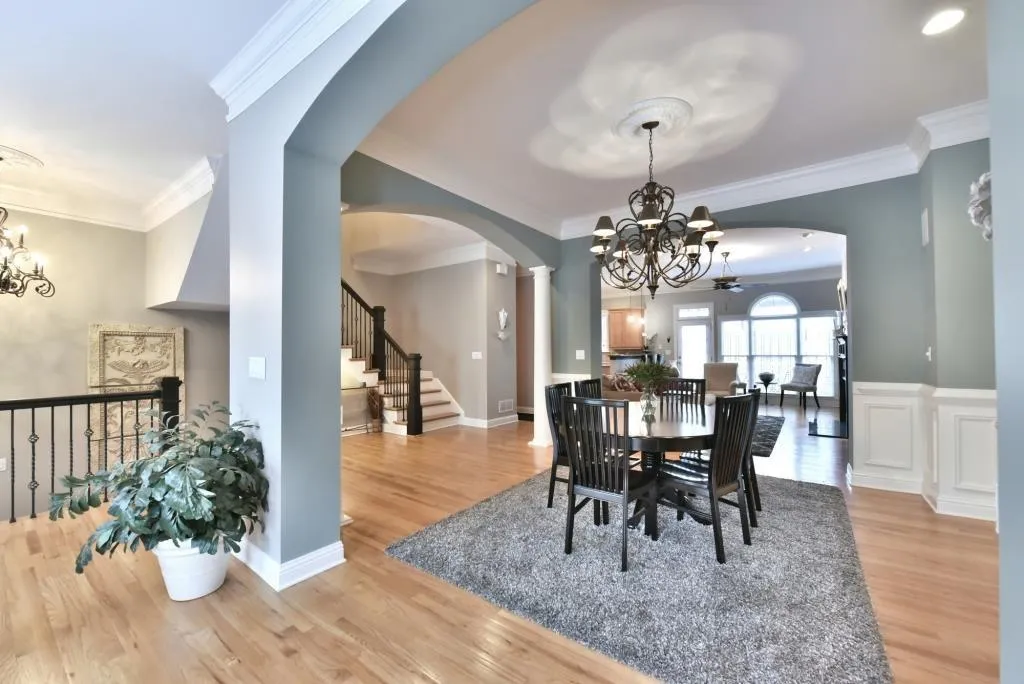 218 Meeting Lane, Atlanta, Georgia 30342, 4 Bedrooms Bedrooms, ,3 BathroomsBathrooms,Residential,Sold,218 Meeting Lane,5819227