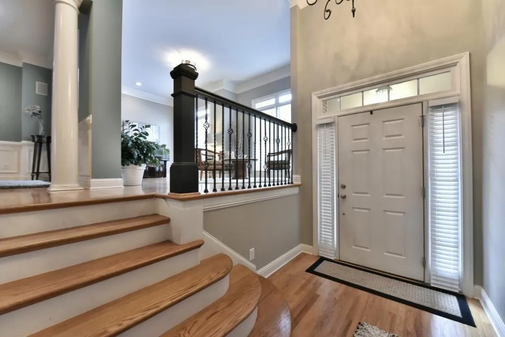 218 Meeting Lane, Atlanta, Georgia 30342, 4 Bedrooms Bedrooms, ,3 BathroomsBathrooms,Residential,Sold,218 Meeting Lane,5819227