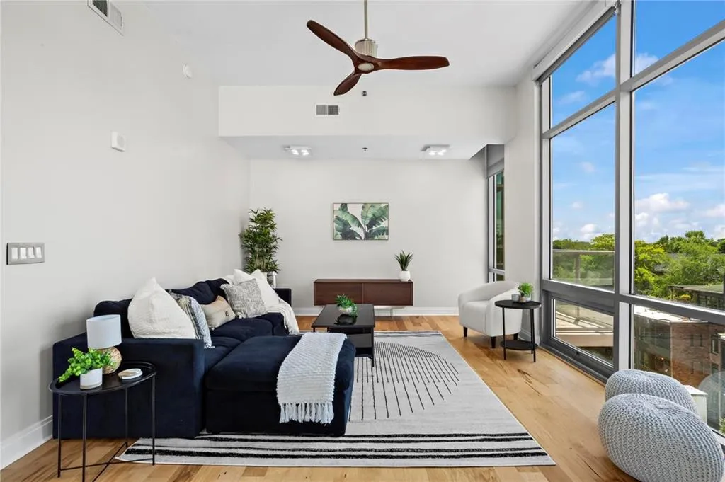 905 Juniper Street Ne Unit 808, Atlanta, Georgia 30309, 2 Bedrooms Bedrooms, ,2 BathroomsBathrooms,Residential,For Sale,905 Juniper Street Ne Unit 808,7577990
