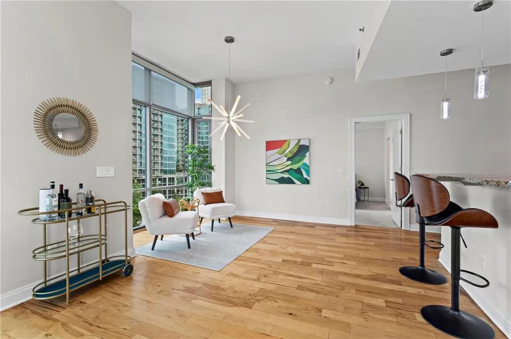 905 Juniper Street Ne Unit 808, Atlanta, Georgia 30309, 2 Bedrooms Bedrooms, ,2 BathroomsBathrooms,Residential,For Sale,905 Juniper Street Ne Unit 808,7577990