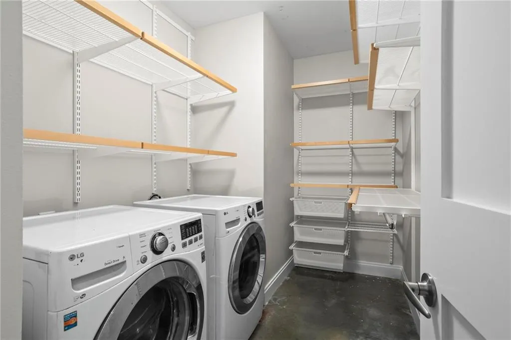 Laundry/Storage Room