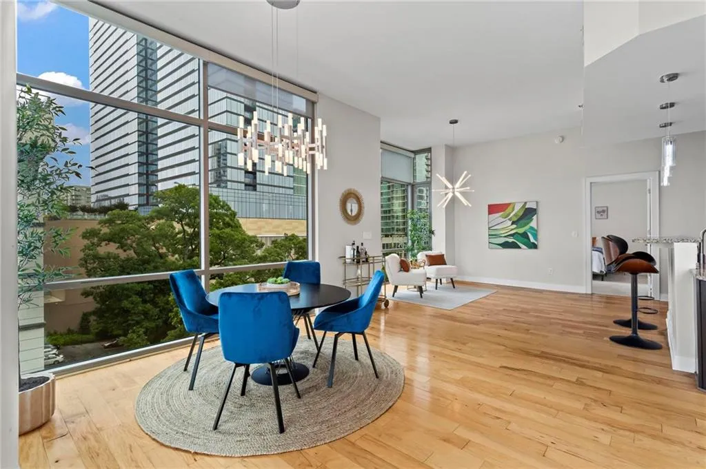905 Juniper Street Ne Unit 808, Atlanta, Georgia 30309, 2 Bedrooms Bedrooms, ,2 BathroomsBathrooms,Residential,For Sale,905 Juniper Street Ne Unit 808,7577990