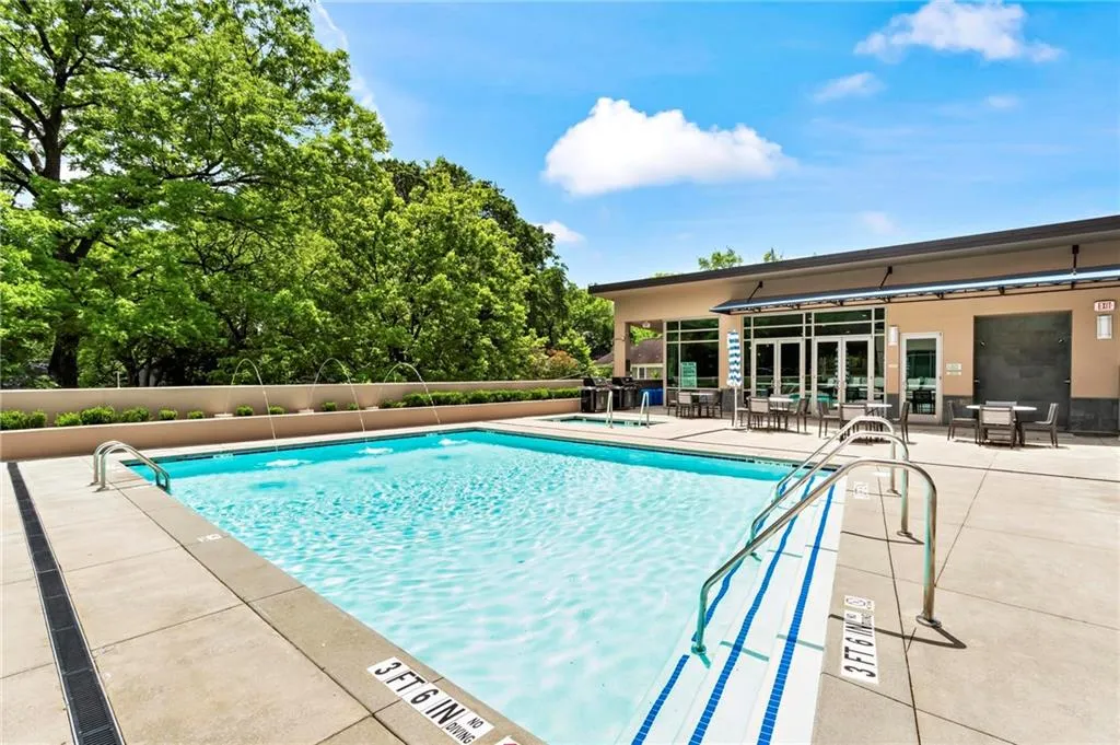Saltwater pool